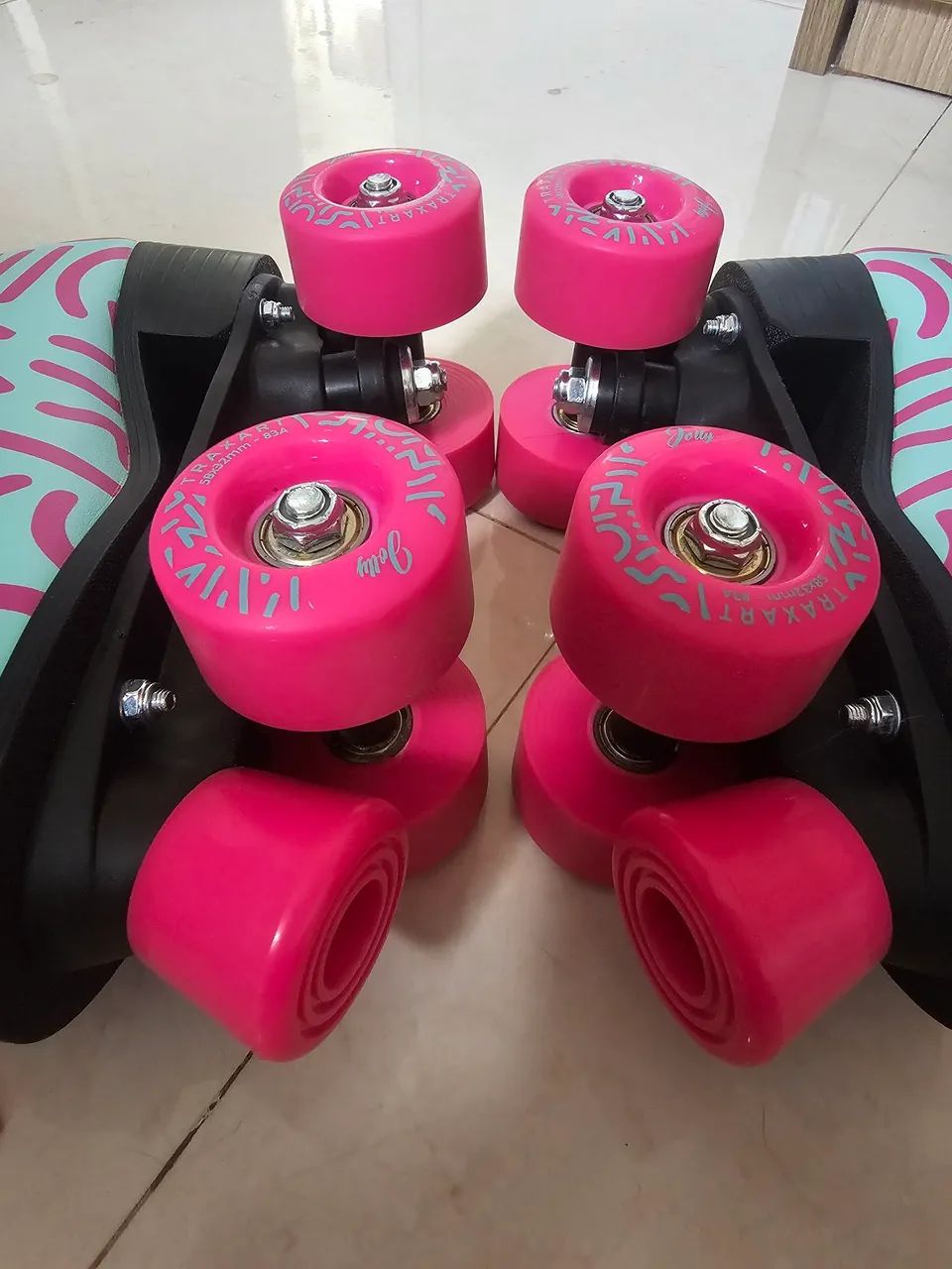 Patins Traxart nmr35 + acessórios - Foto 3