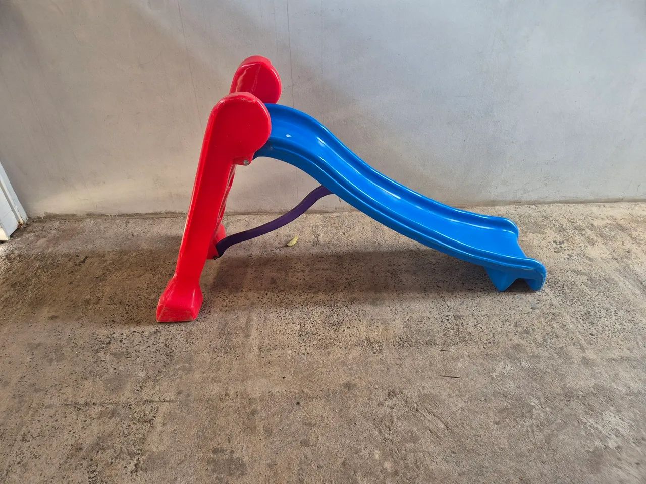 Escorrendo infantil 