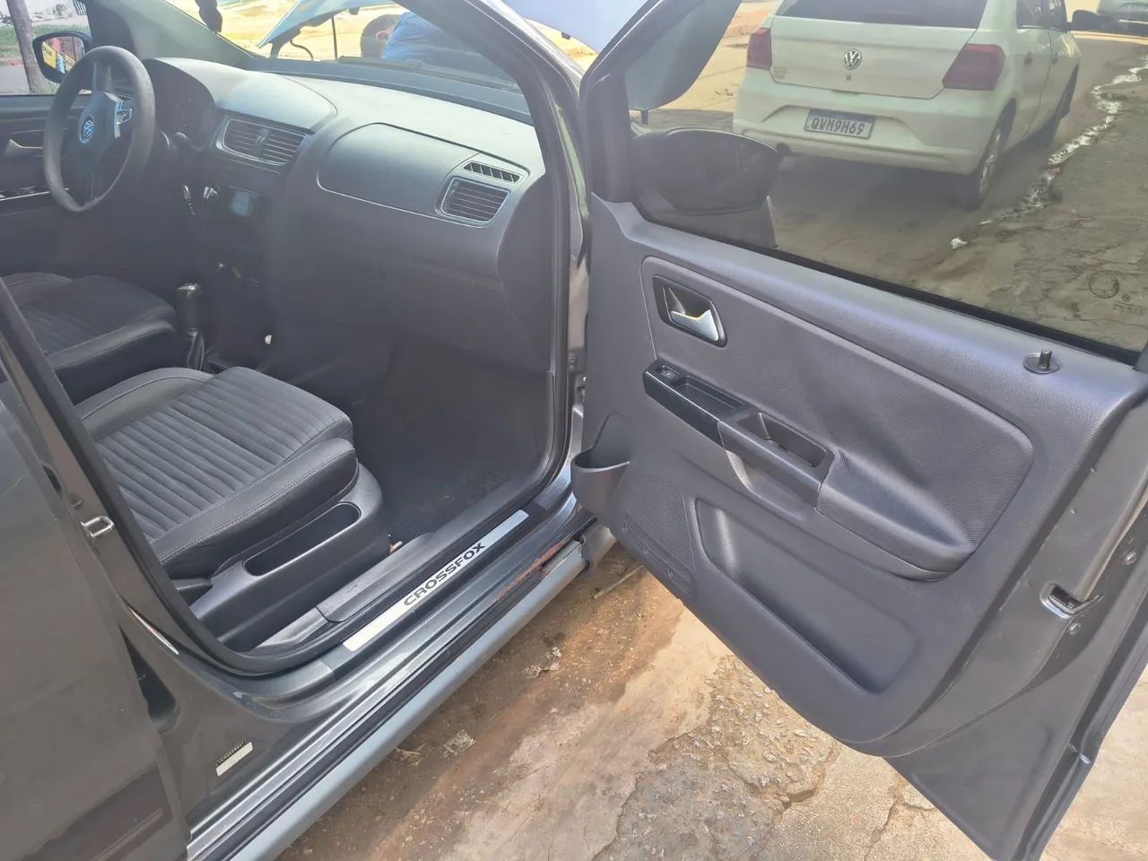 Volkswagen Crossfox 1.6 MI Total Flex 8V 5P 2012 - Foto 3