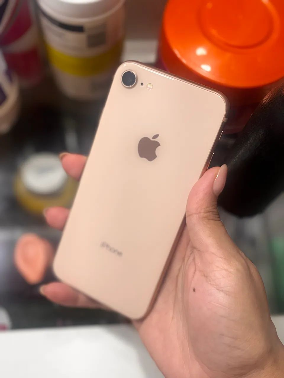VENDO IPHONE 8 USADO/FUNCIONANDO PERFEITAMENTE. - Foto 3
