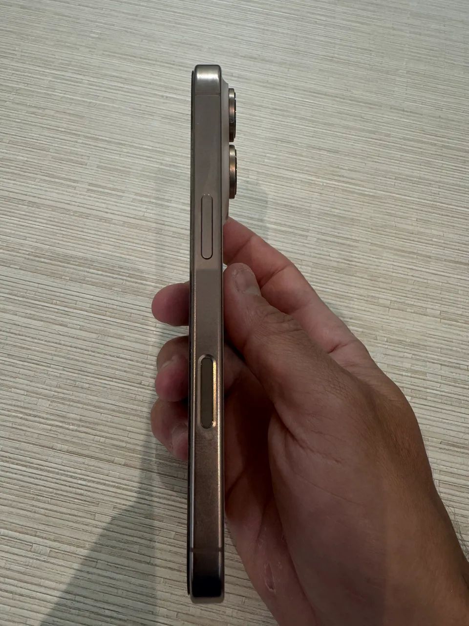 iPhone 16pro - Foto 2