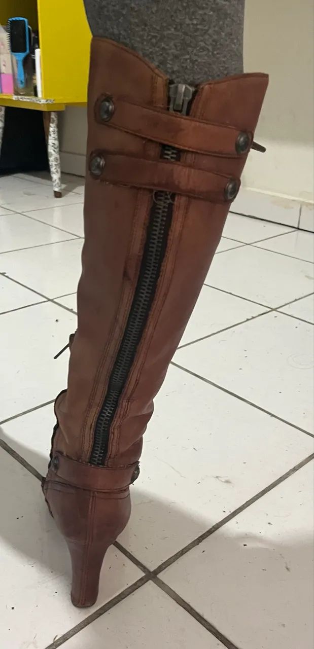 Bota overtheknee Couro tam 34 - Foto 3
