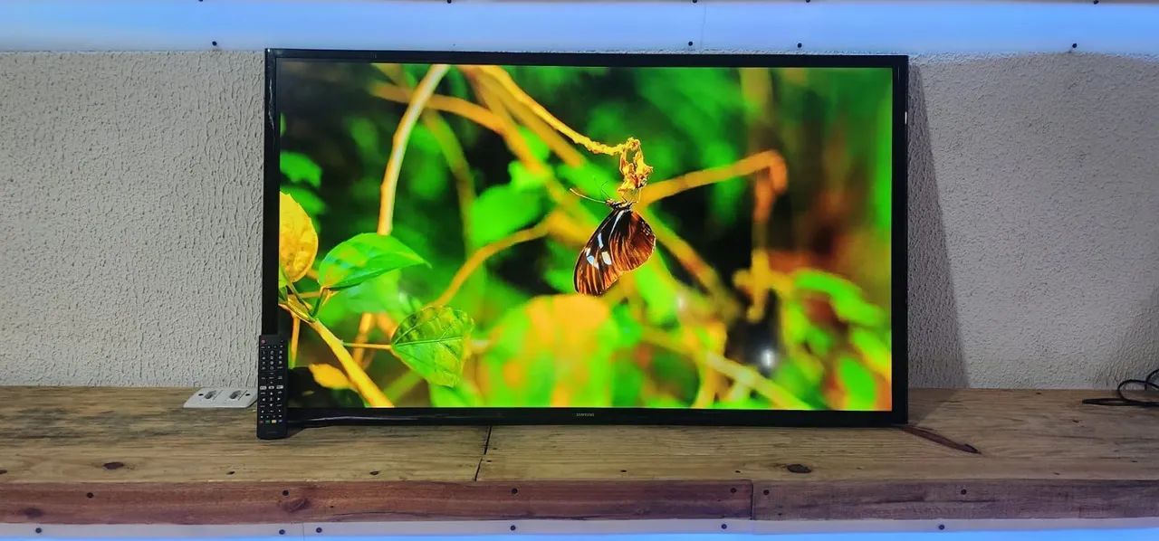 TV 50 polegadas smart com cabo controle todos apss YouTube e Netflix  - Foto 2