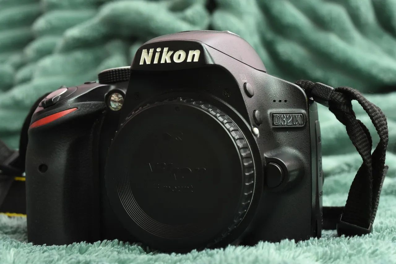 Nikon D3200 - Corpo