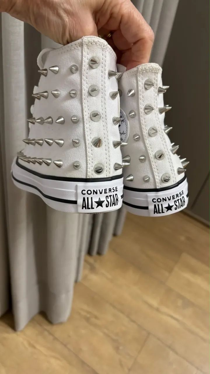 Converse all star de tachinhas branco - Foto 4