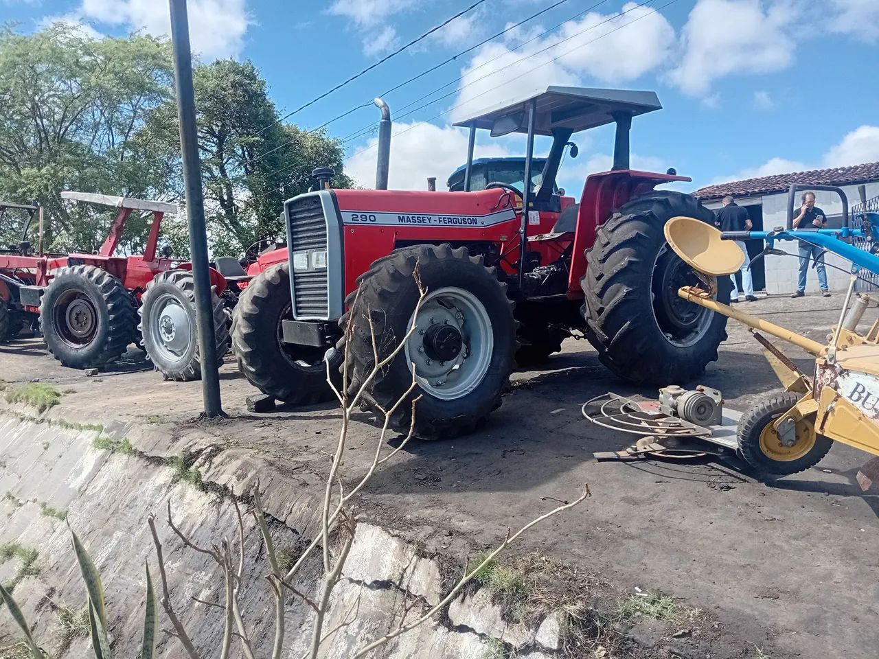 Trator 290 4x4  - Foto 2