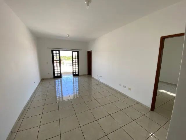 Alugo Apartamento com Garagem no Centro de Paranavaí-PR - Foto 4