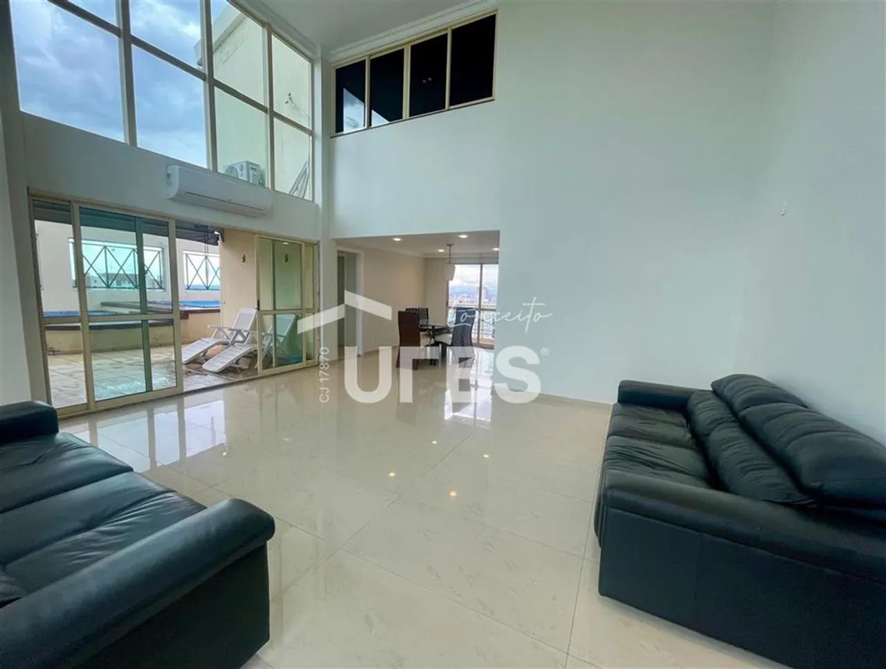 Cobertura Triplex 5 quartos no Setor Oeste