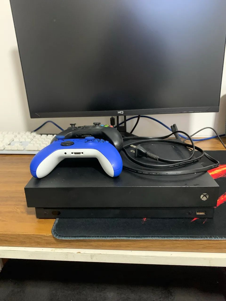 Xbox one X 1tb - Foto 2
