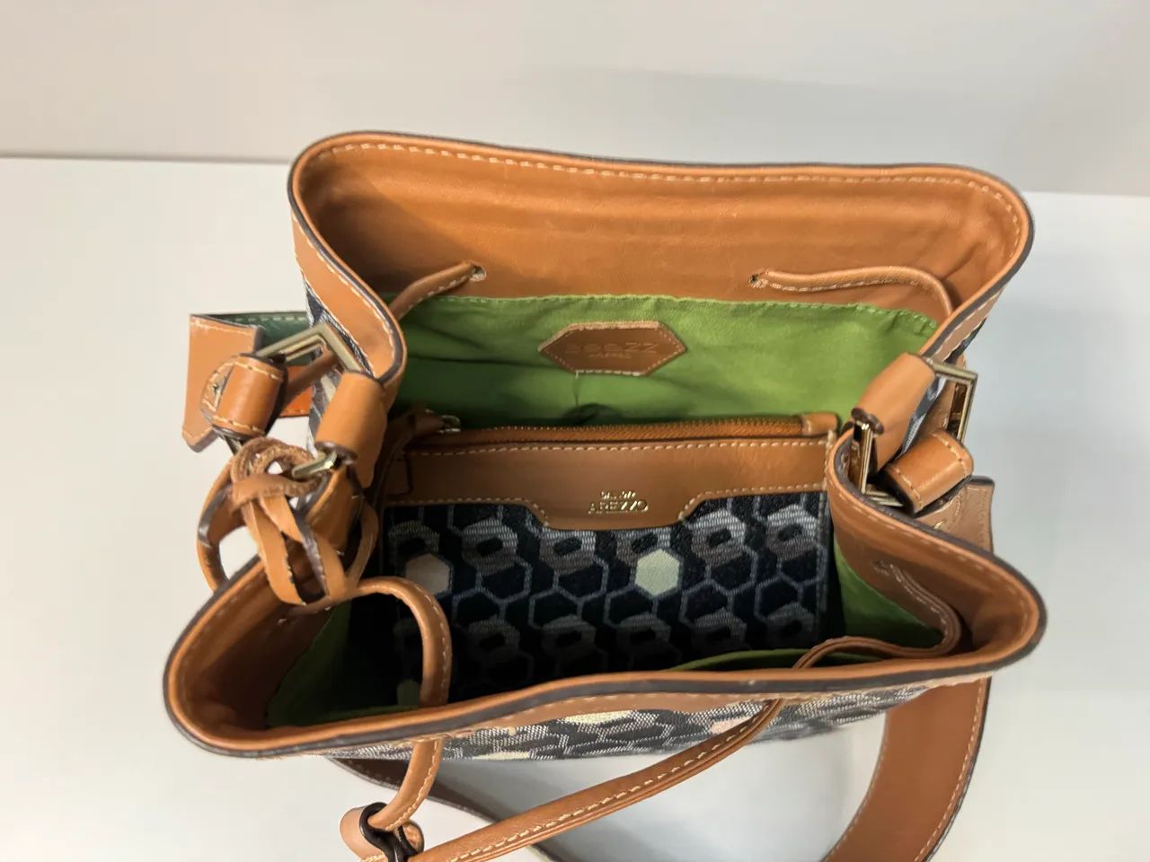 bolsa arezzo bucket couro - Foto 5