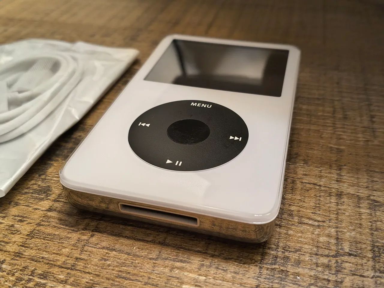 iPod Classic 5a geração 256gb - bateria nova, frontal nova, tela nova - Foto 4