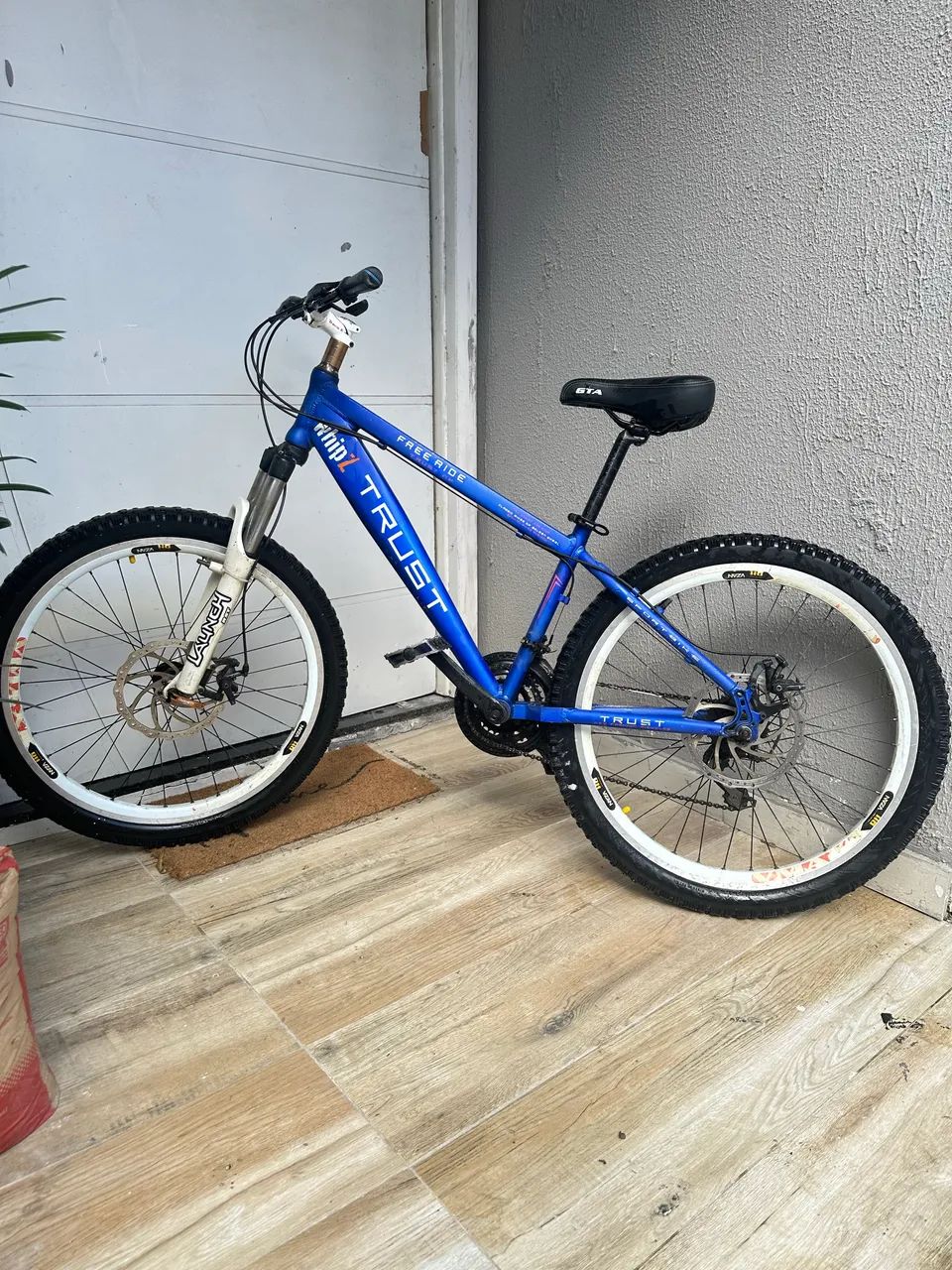 Bicicleta muito nova  - Foto 5
