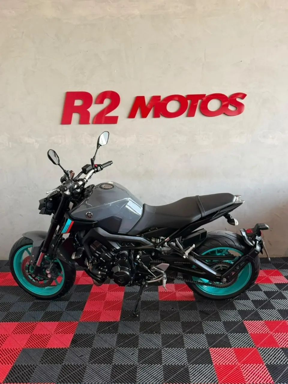 Yamaha MT 09 2024 - Foto 5