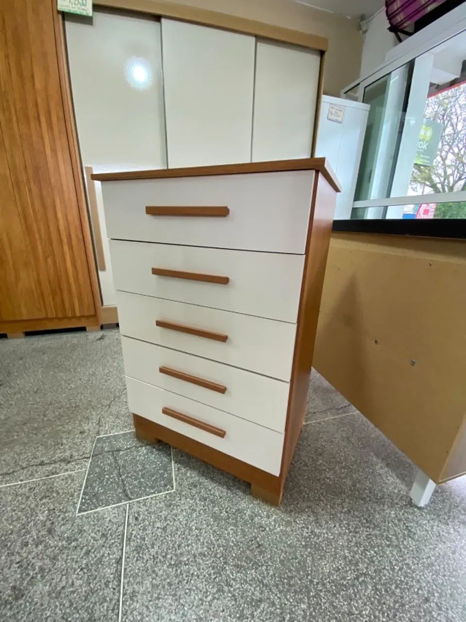 COMODA 5 GAVETAS NOVA A PRONTA ENTREGA - Foto 3