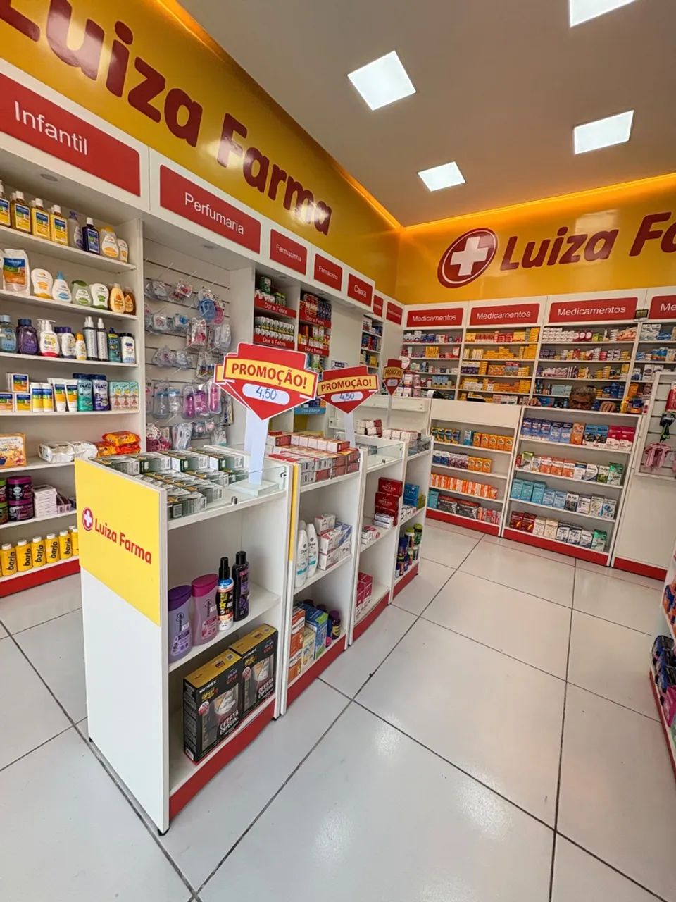 Farmácia completa à venda - móveis, equipamentos e estoque - Foto 3
