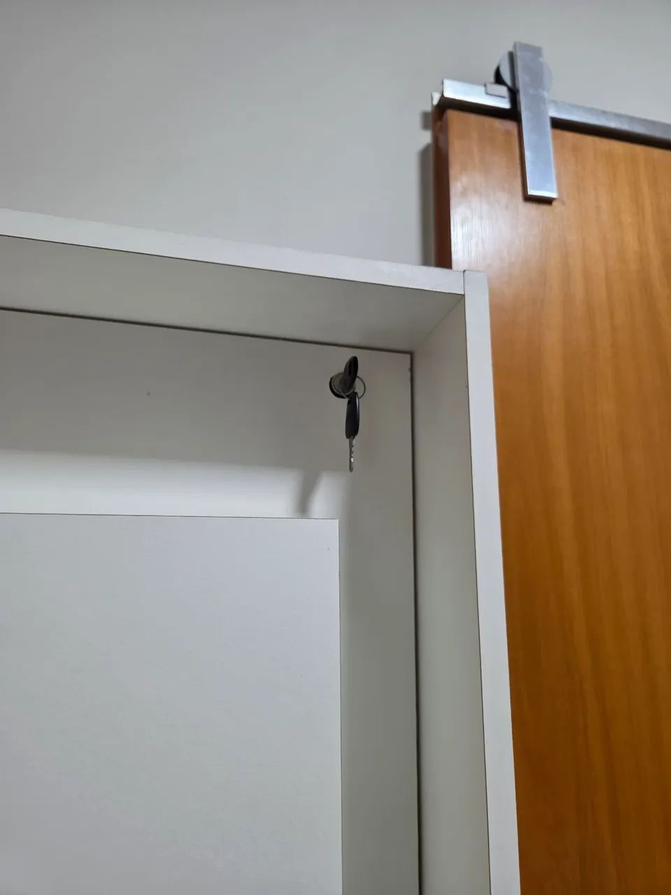 Armario e mesa de computador  - Foto 4
