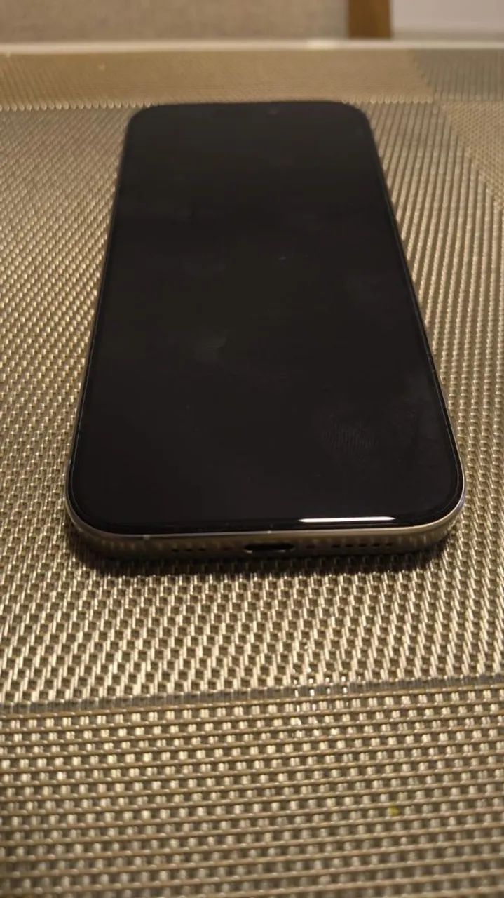 IPhone 15 Pro super novo  - Foto 5