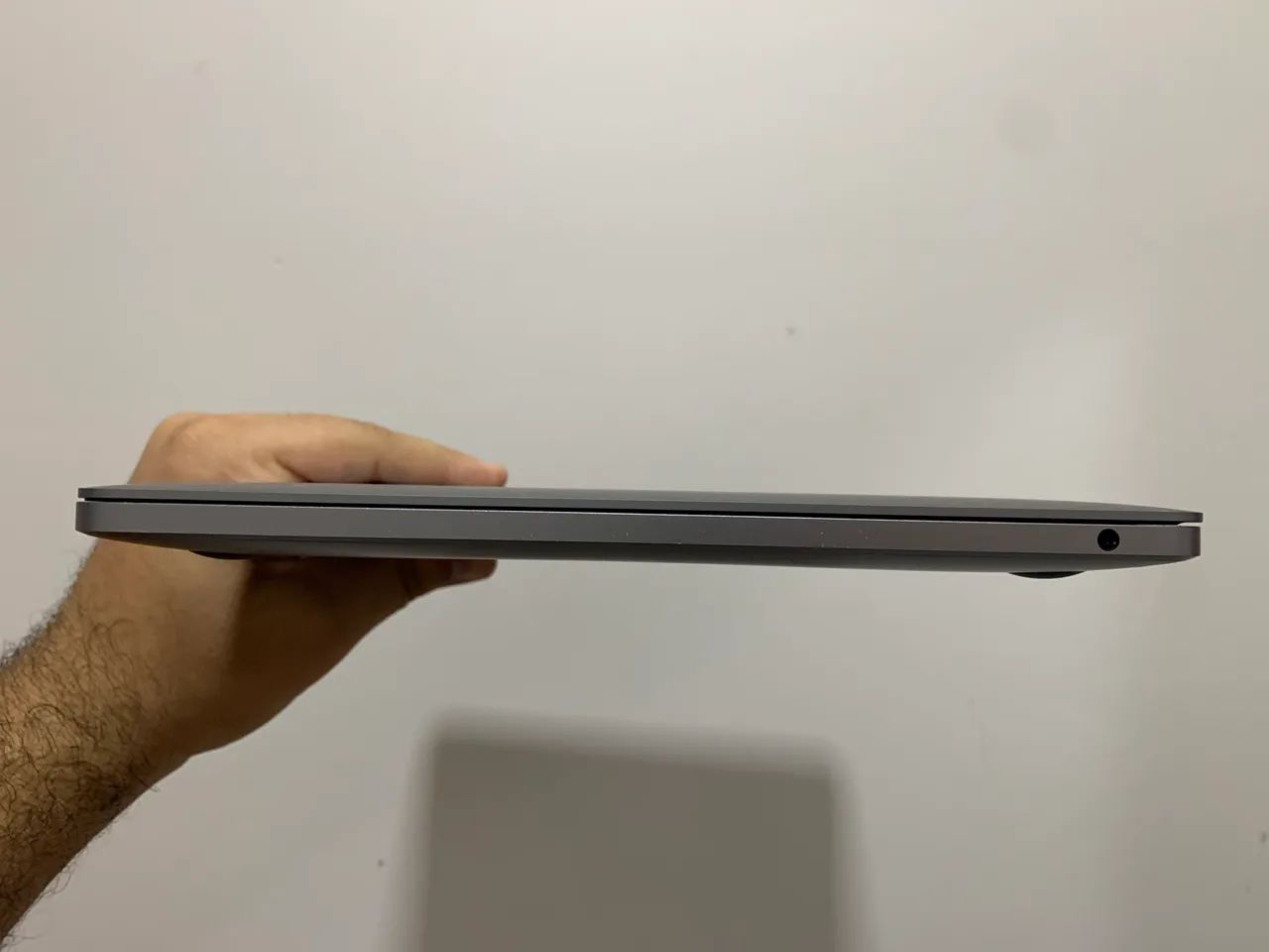 MacBook Pro M2 2022/ 16GB RAM/ 512GB SSD/ 13 polegadas  - Foto 3