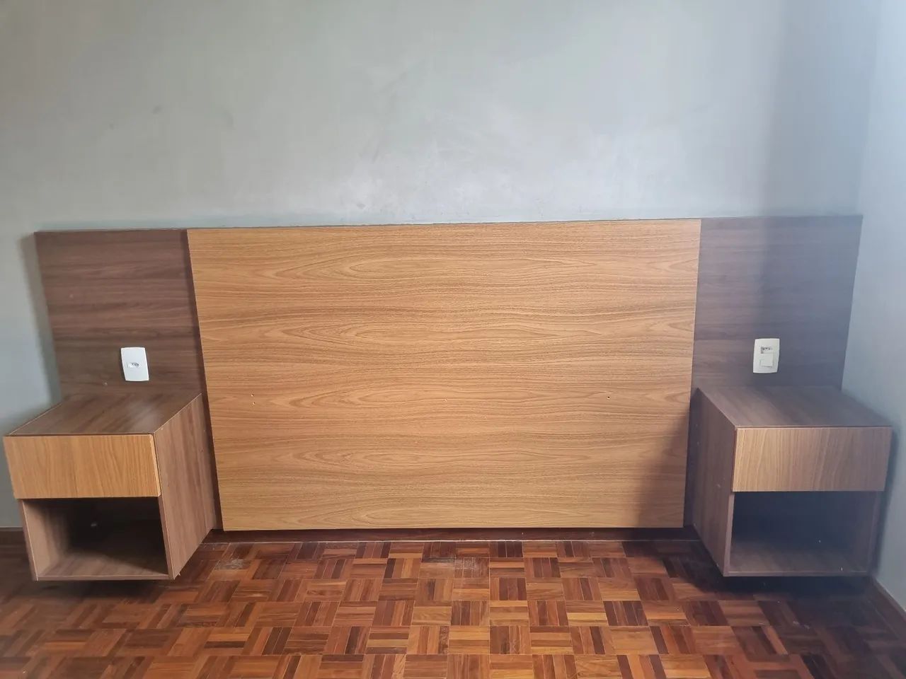 Vendo Painel e Cabeceira de cama Queen MDF - Foto 2