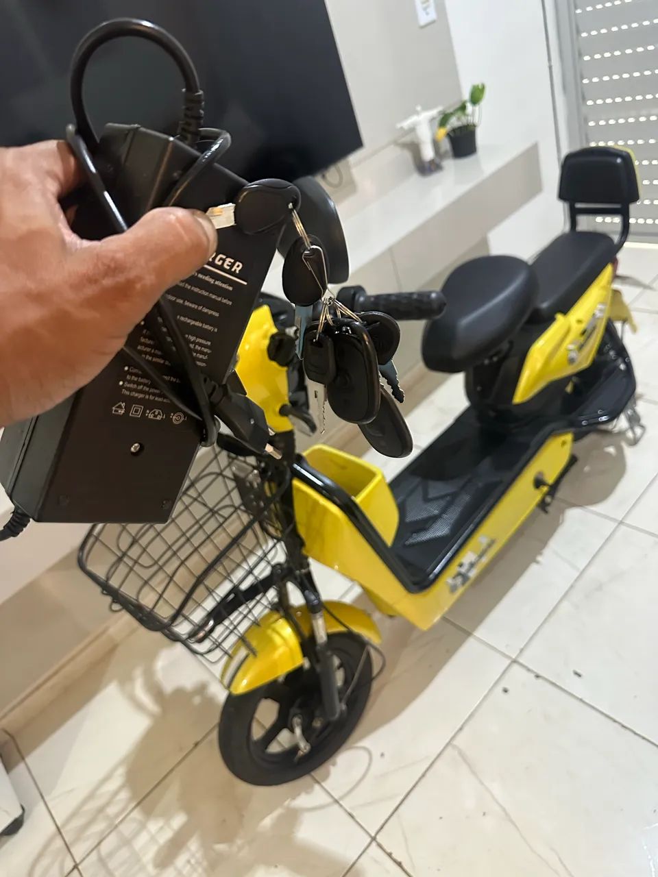 Bicicleta elétrica 500w novinha - Foto 2