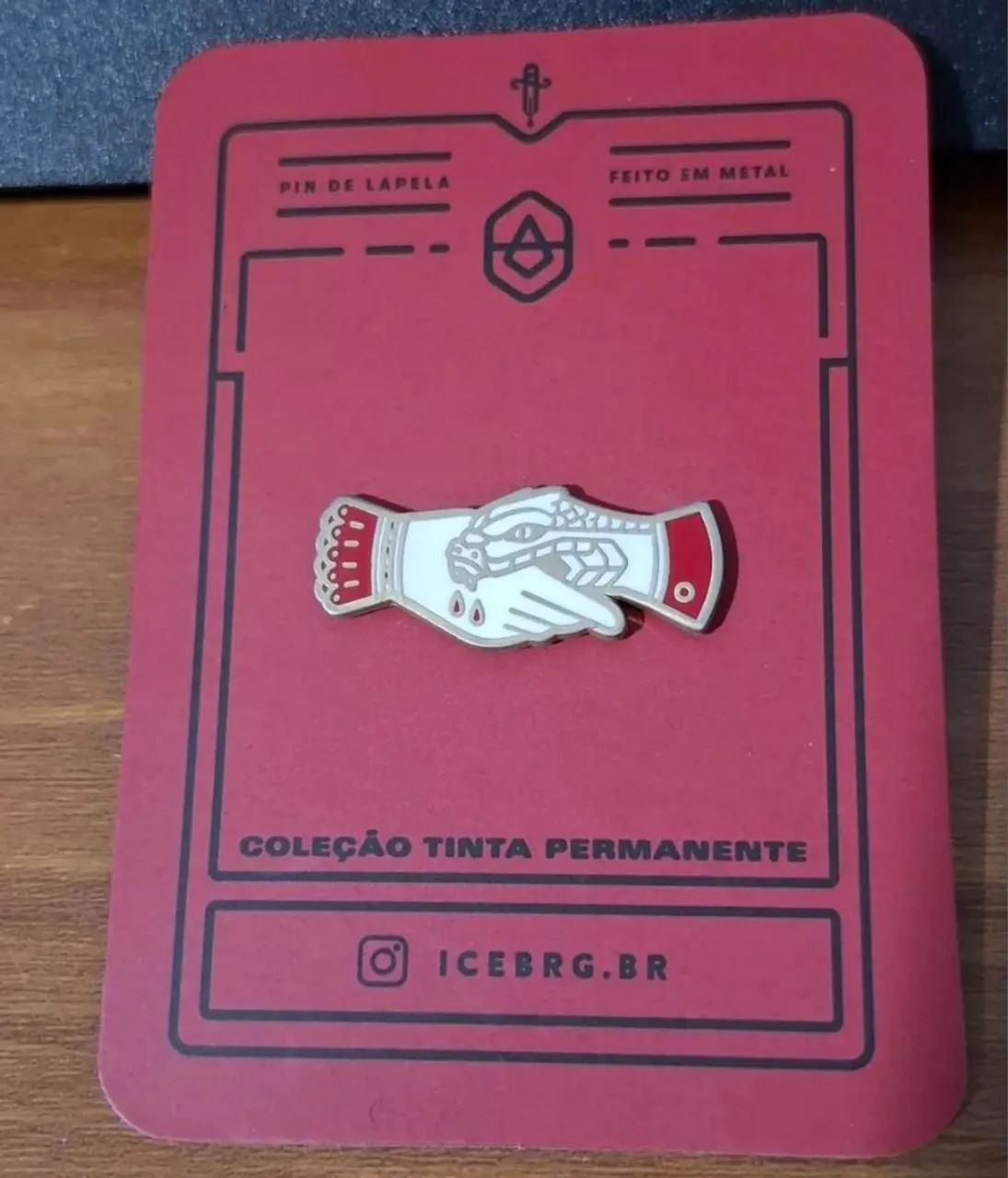 04 Pins em diversos estilos - Foto 4