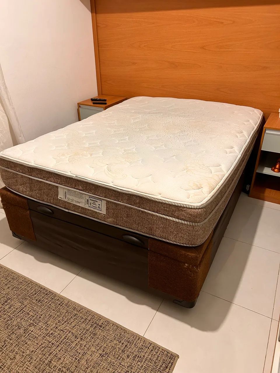 Colchão e cama de casal com baú - Foto 2