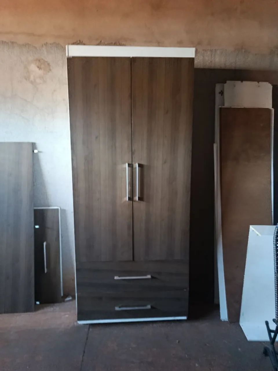 Guarda roupa de solteiro usado 