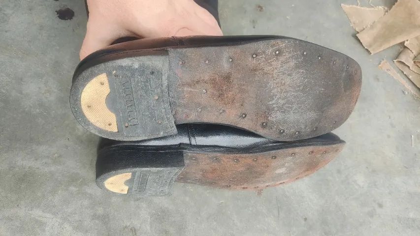 Bota de Couro (produção artesanal) - Foto 4