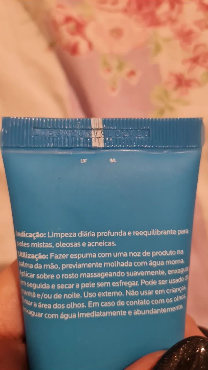 Espuma de Limpeza Cremosa Effaclar Reequilibrante - Foto 3