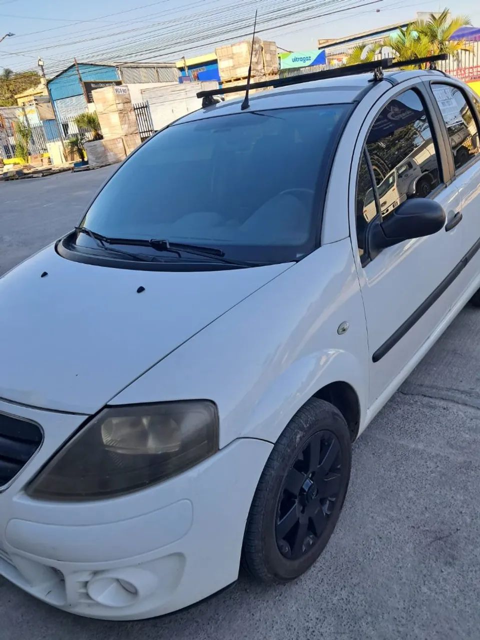 Citroën C3 GLX 1.4/ GLX SONORA 1.4 FLEX 8V 5P 2012