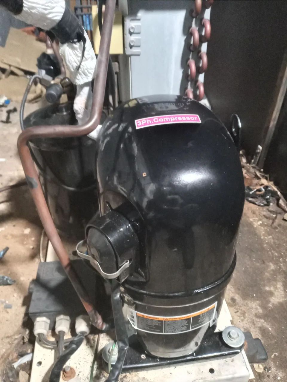TÉCNICO DE REFRIGERAÇÃO E ELÉTRICA  - Foto 3