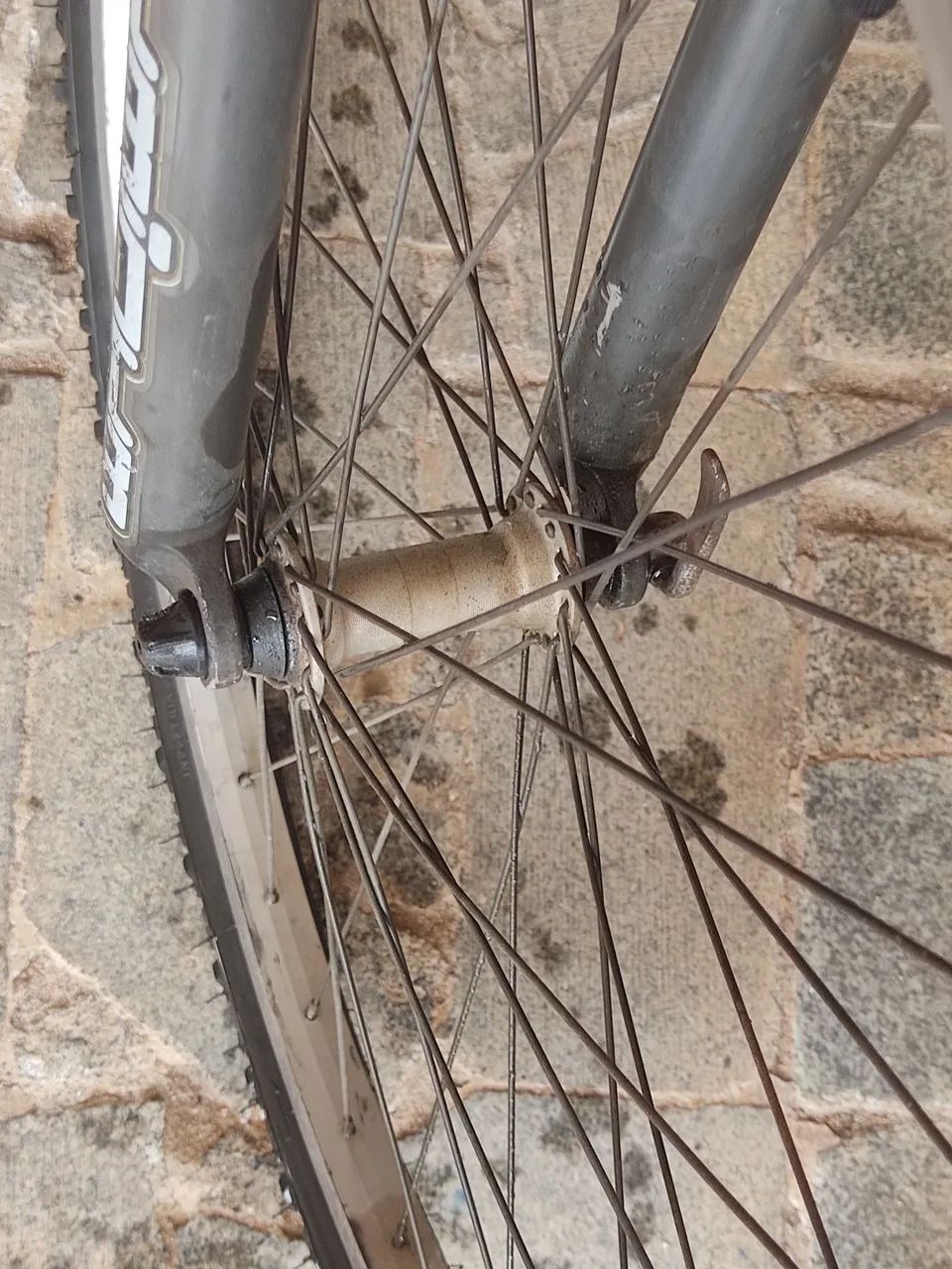 Vendo bicicleta alumínio aro 26 - Foto 4