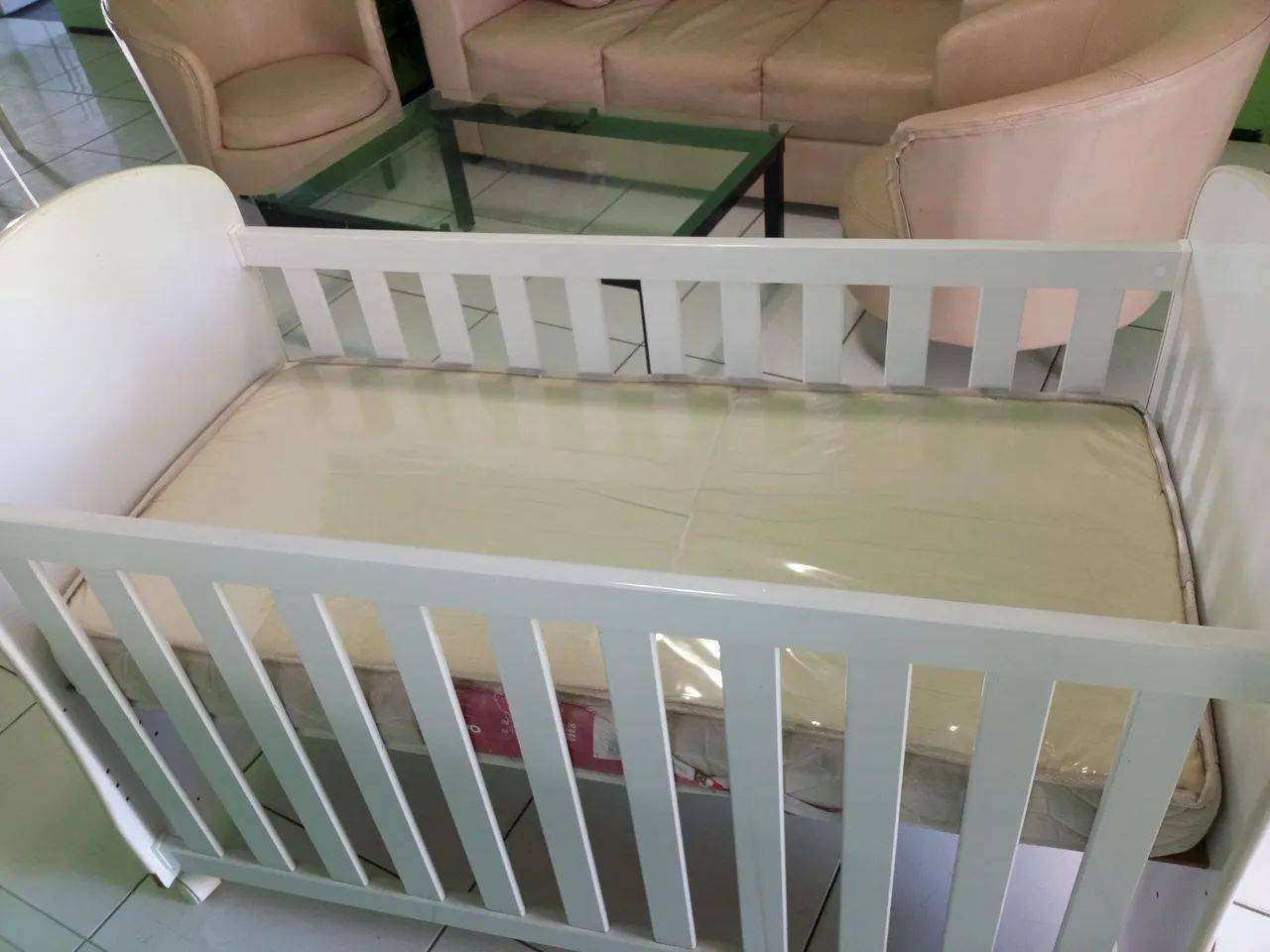 Berço com rodinhas mais colchão - Foto 4