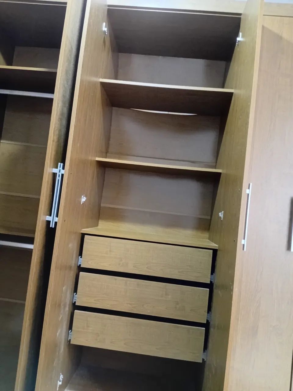 Guarda roupa 6 portas - Foto 4