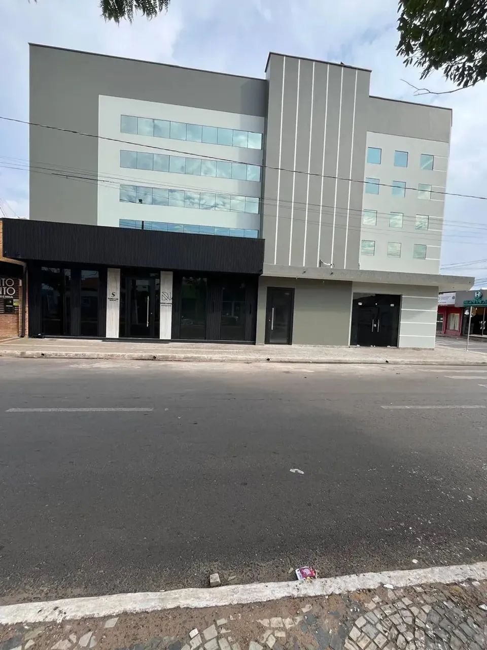 Alugo Sala Comercial 60 m² Centro - Gurupi - TO