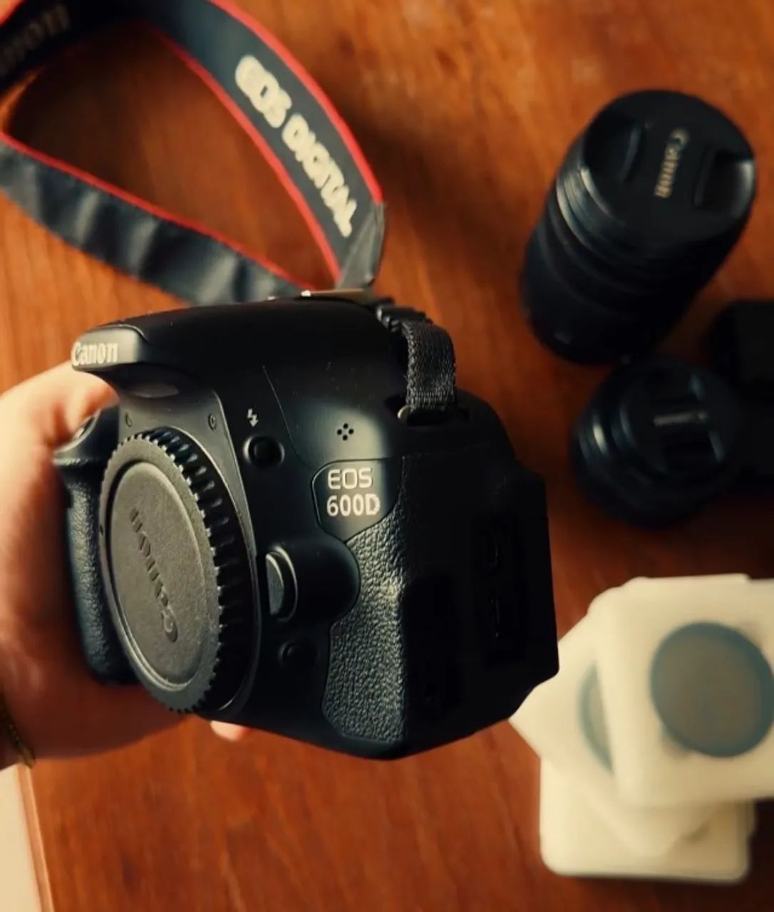 Canon EOS 600D // T3i + 2 lentes - Foto 2