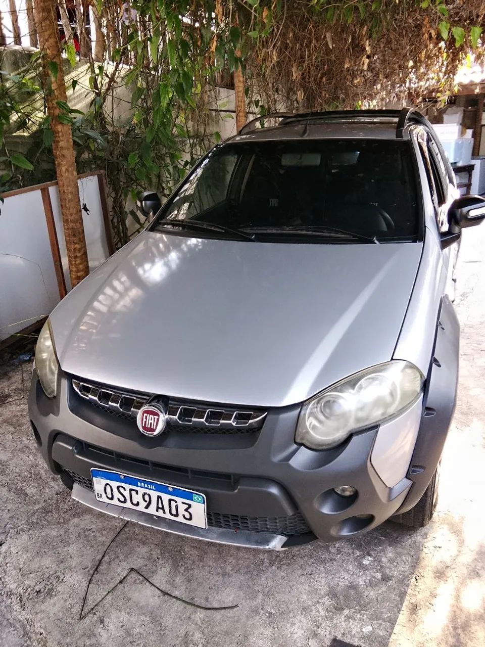 Fiat Strada Adventure1.8/ 1.8 Locker Flex CD 2013 - Foto 3