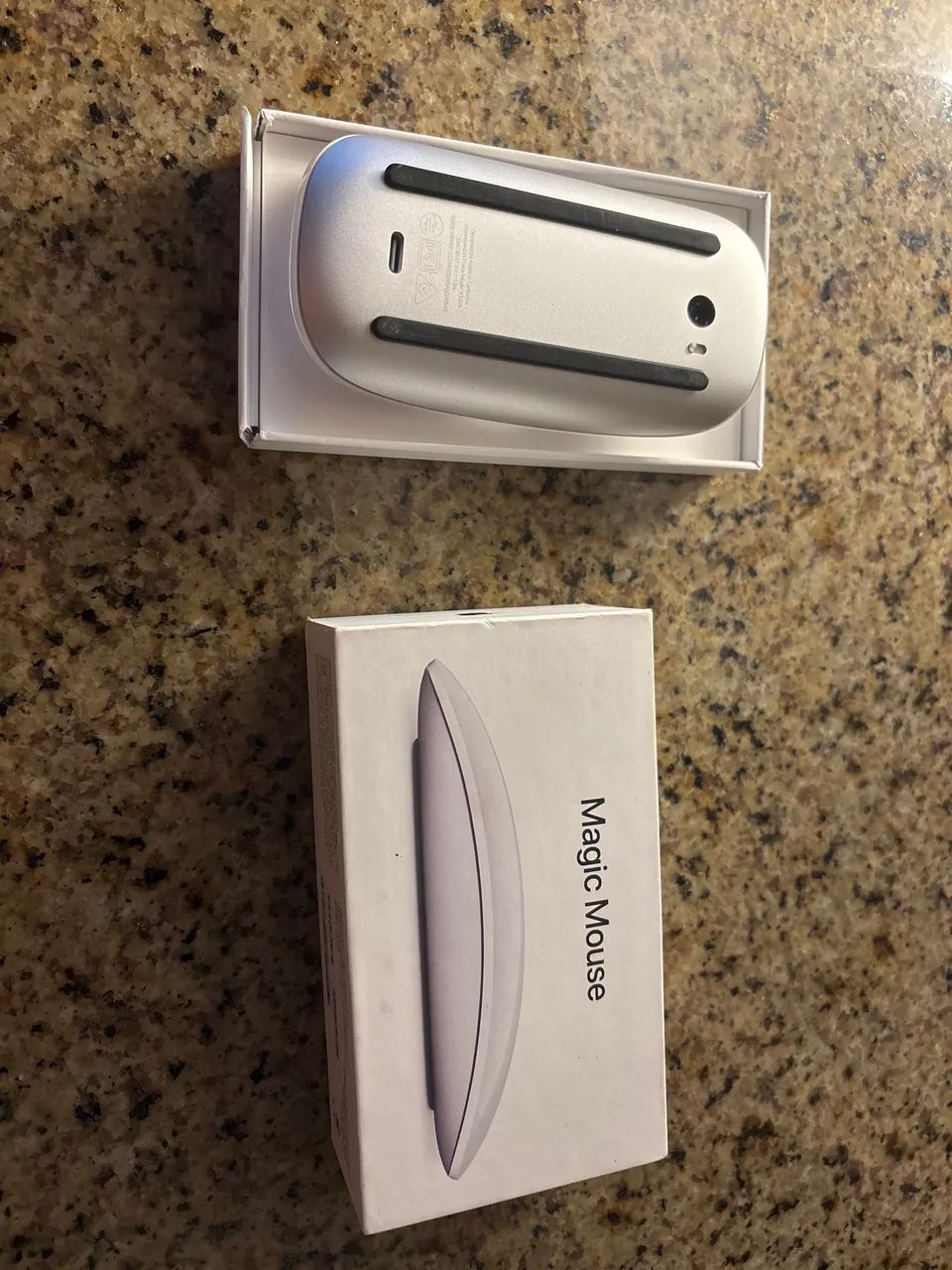 Mouse Magic Mouse Apple USB c - Foto 2