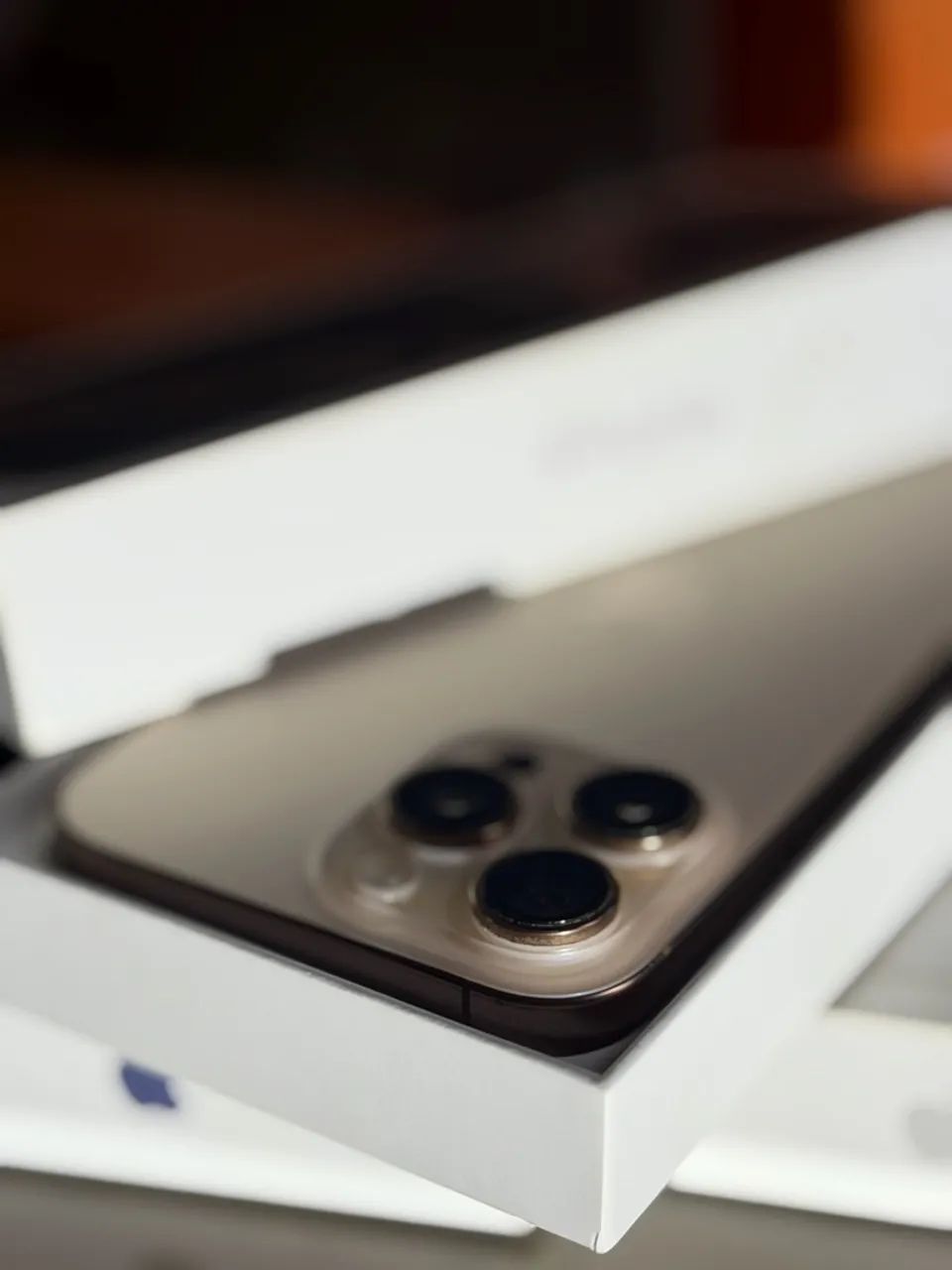 iPhone 16 Pro Max -256gb - Desert