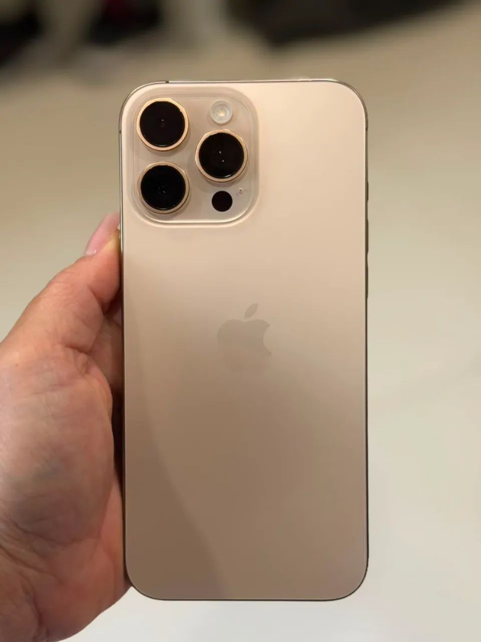 iPhone 16 pro Max  - Foto 2