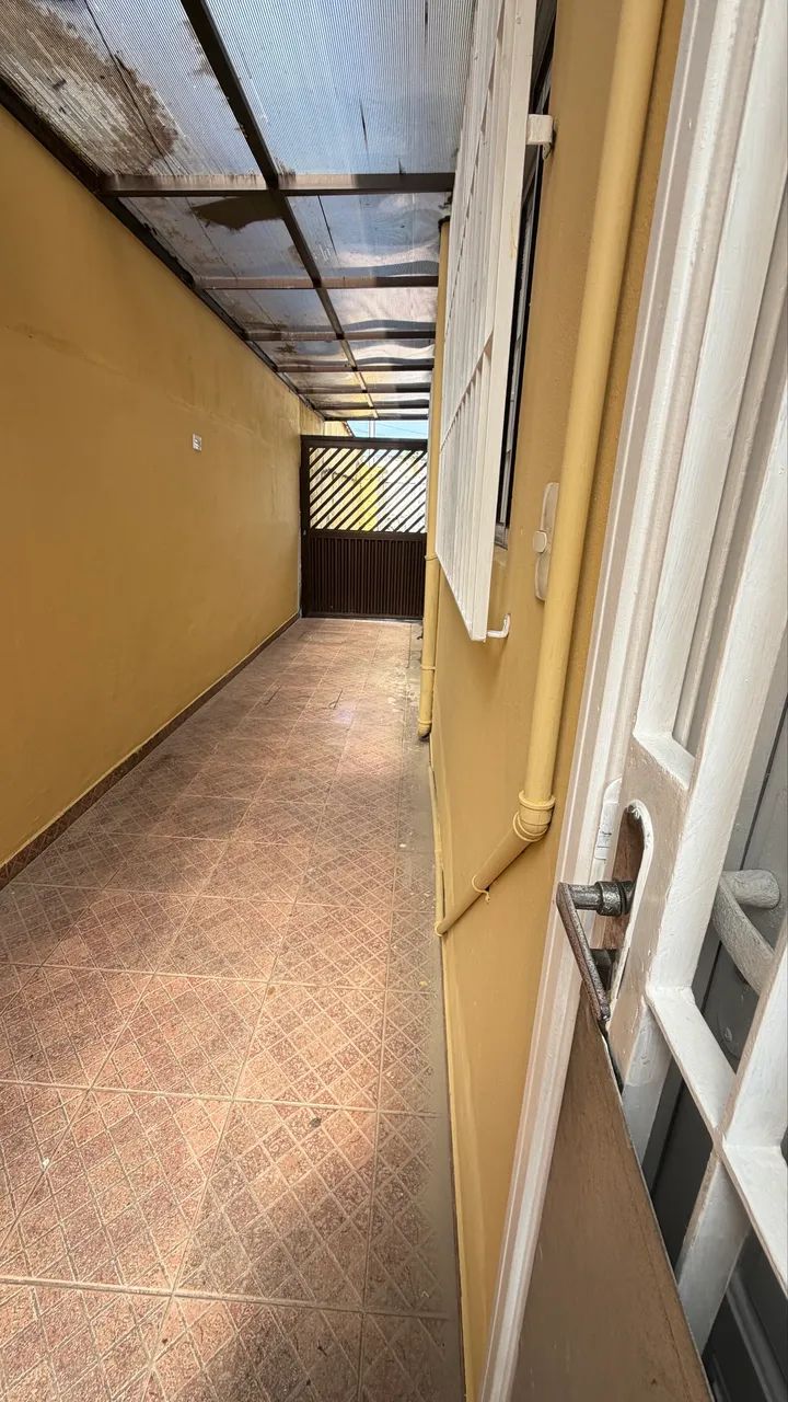 Sobrado reformado, com suite e sacada, 2 quartos e 3 banheiros. - Foto 2