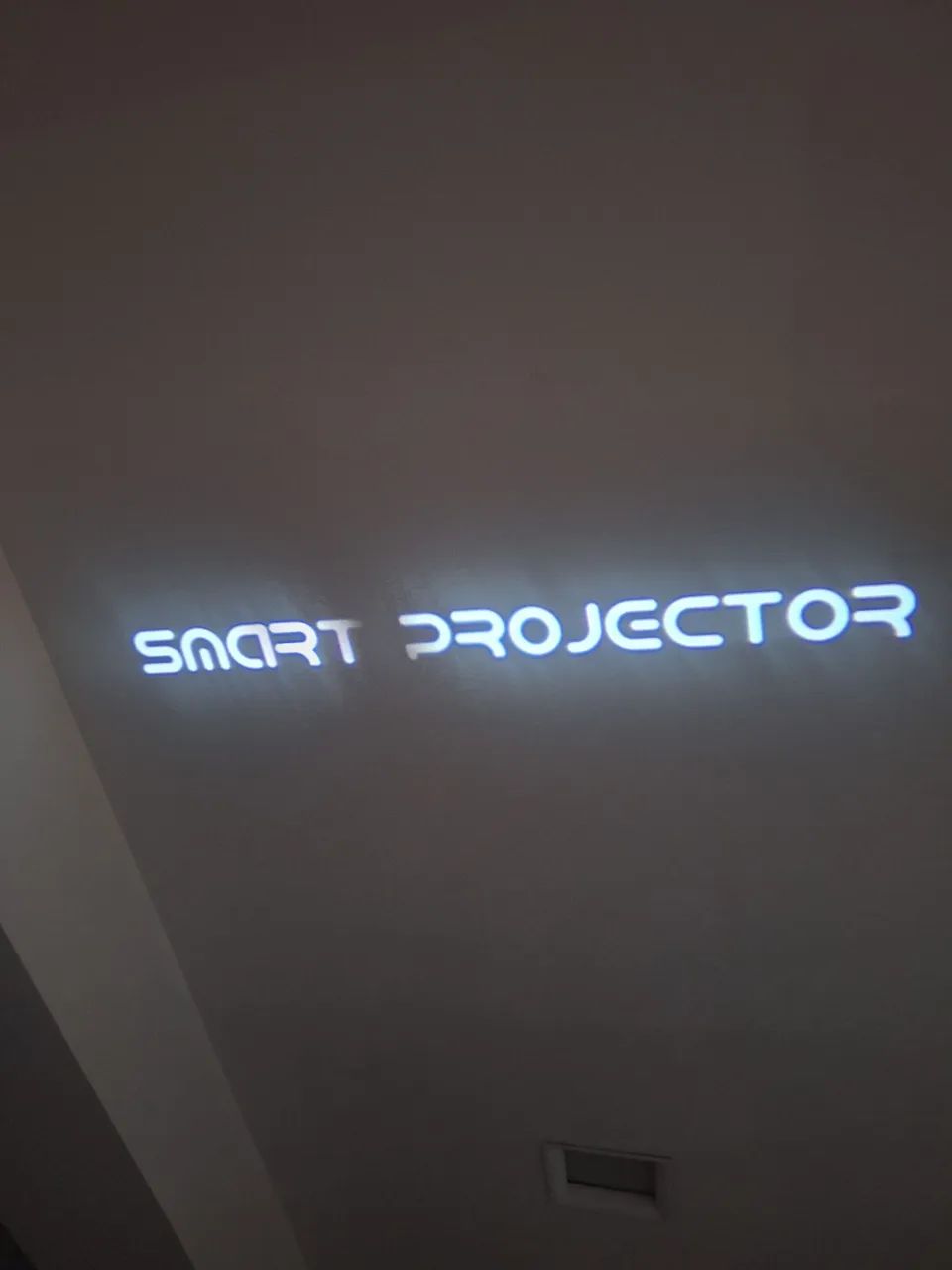Projetor de vídeo hy300 marca bettdow.  - Foto 5