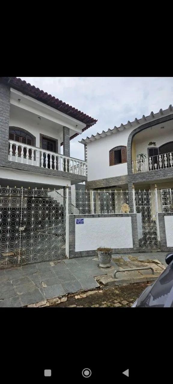 DUAS CASAS