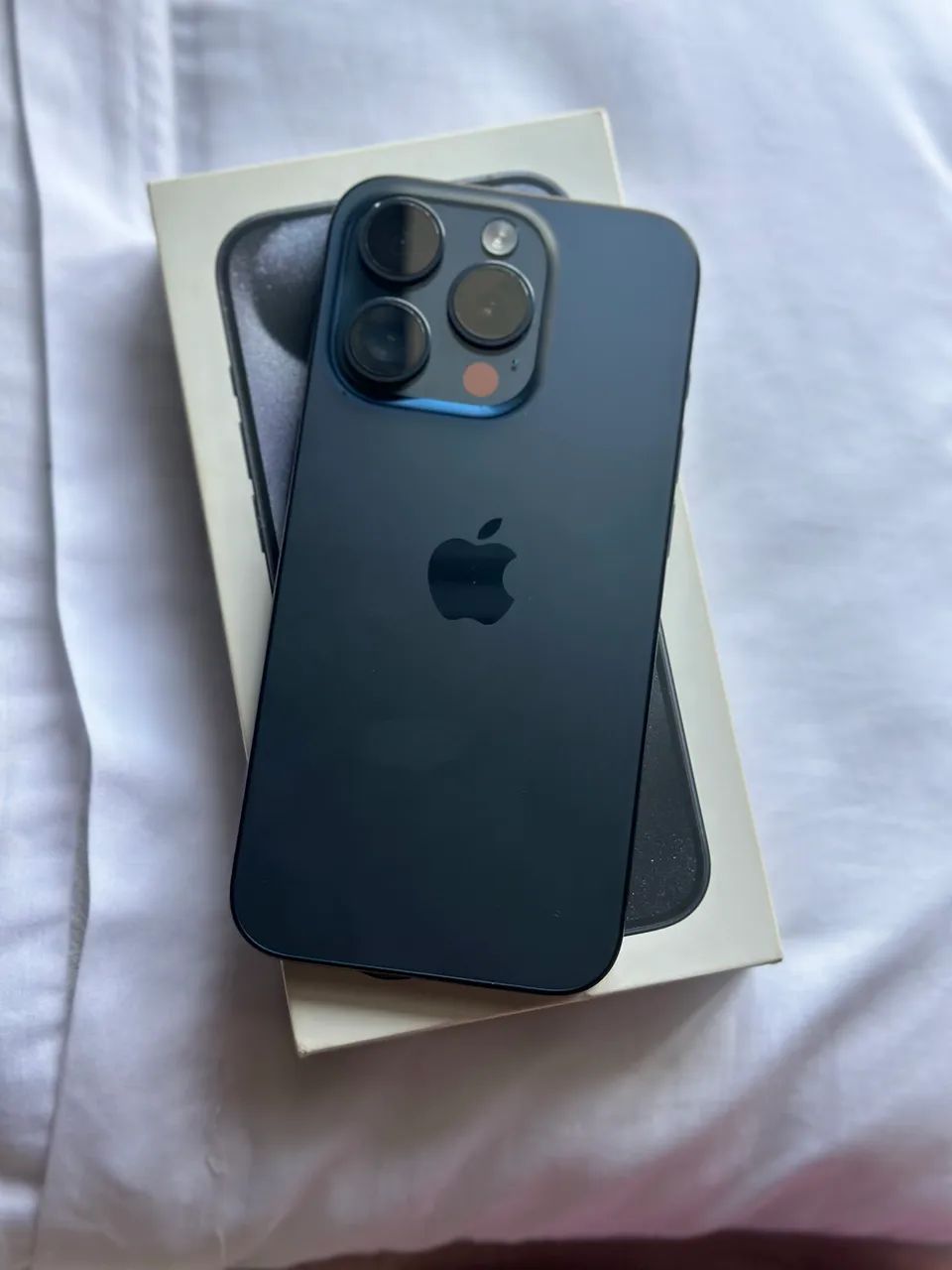iPhone 15 Pro Excelente estado 