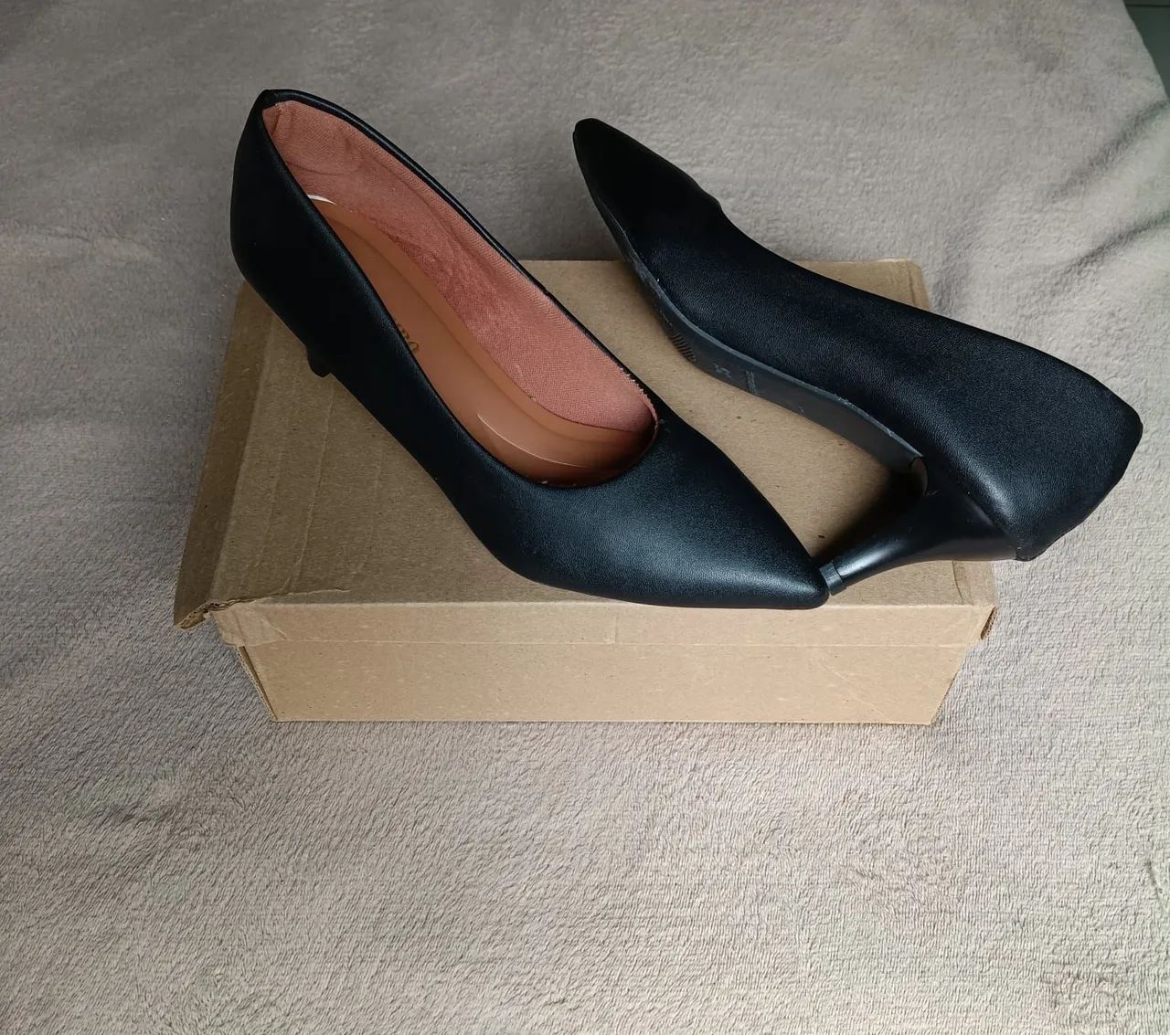 Scarpin preto salto 5cm - Foto 4
