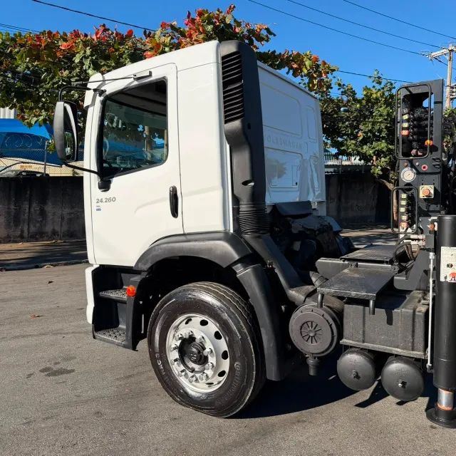 VW 24.260 6x2 - 2023 | Munck TKA 45.700 - Foto 8