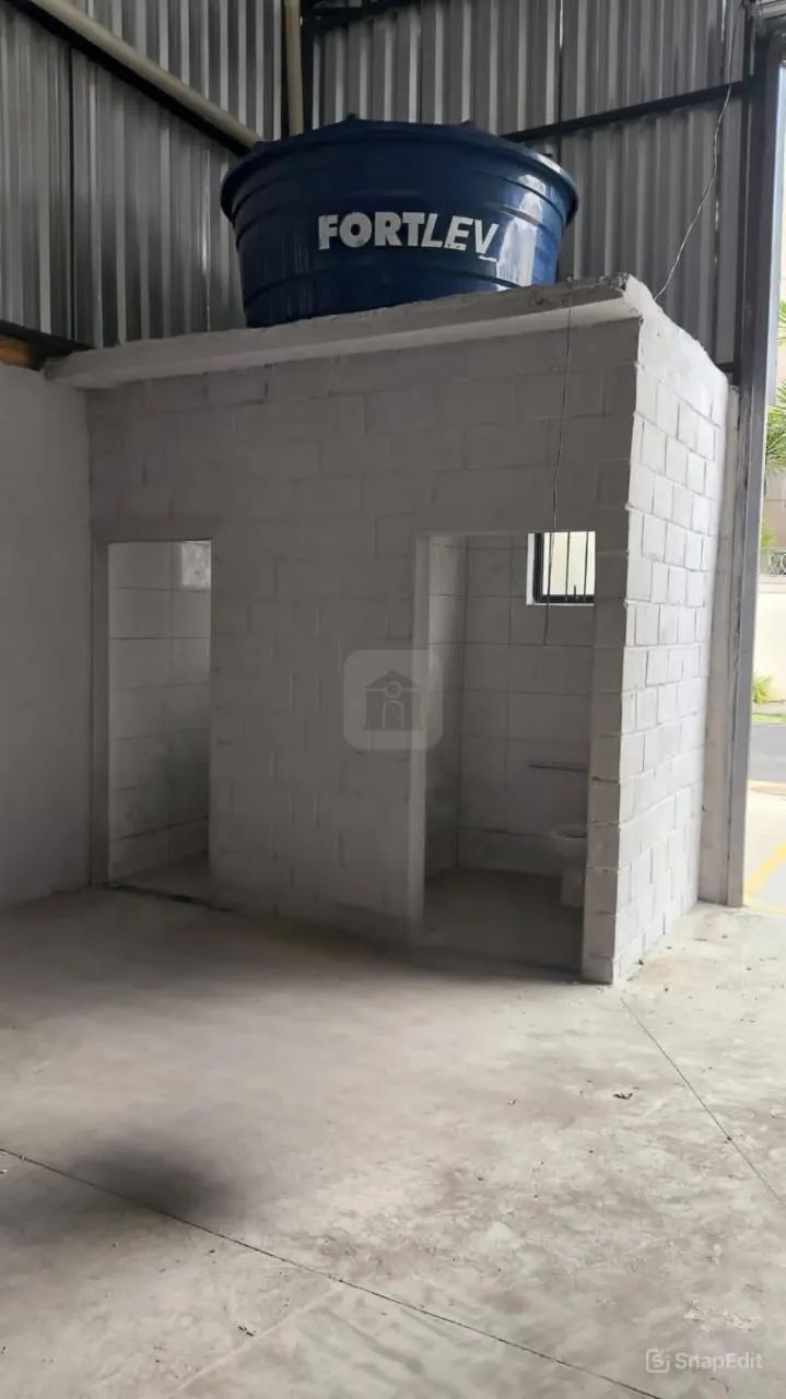 Galpão comercial para locação no bairro Martins - Foto 4