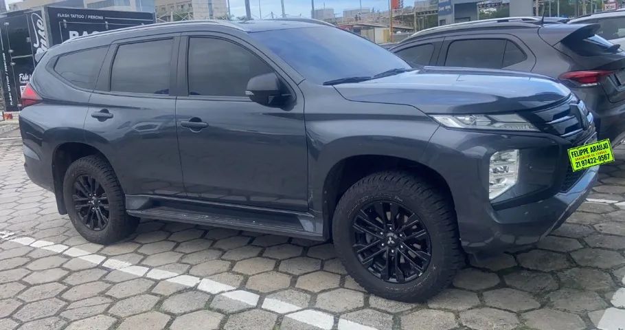 Mitsubishi Pajero 2023