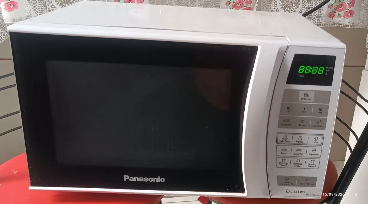 MICROONDAS PANASONIC 21L C/DEFEITO - Foto 4