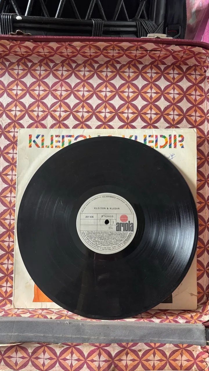 LP Kleiton & Kledir 1981 - Deu Pra Ti / Paixão | Vinil Ariola - Foto 2